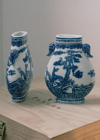 The Scholar Vase